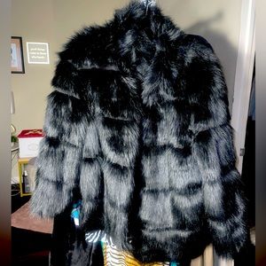 STUNNING FUR MID LENGTH COAT